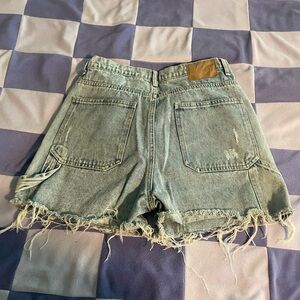 Casual Frayed Hem Jean Shorts